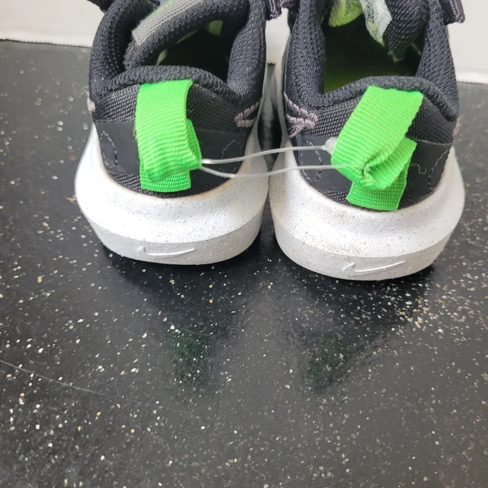 Nike Kids Crater Impact Black and Gray Sneakers with Green Accents